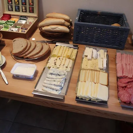 Πανσιόν Grado Davle